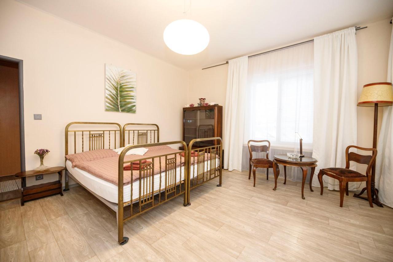Libusina Villa 库特纳霍拉 外观 照片