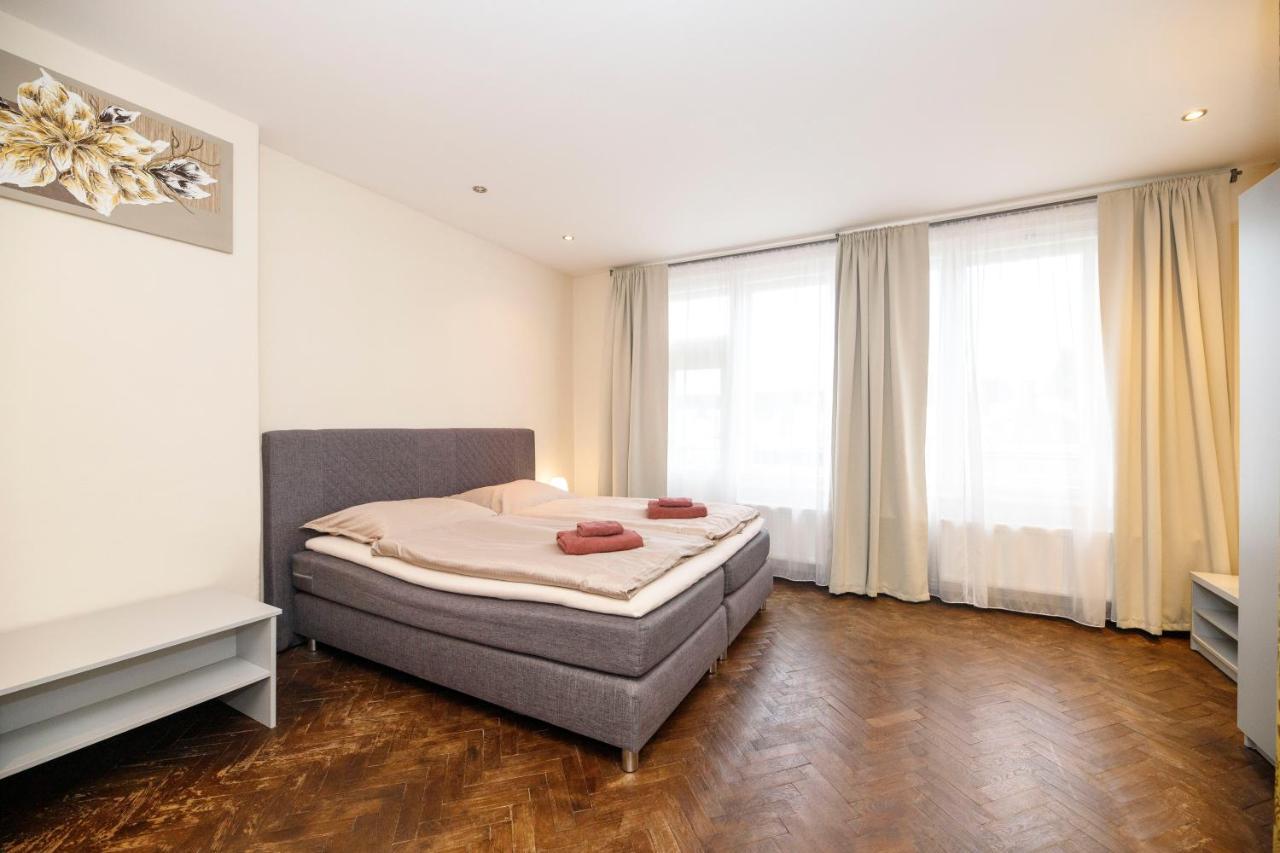 Libusina Villa 库特纳霍拉 外观 照片